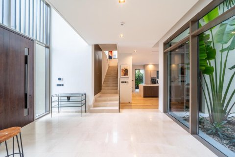 4 bedrooms Villa in Golf Place, UAE No. 88372 16