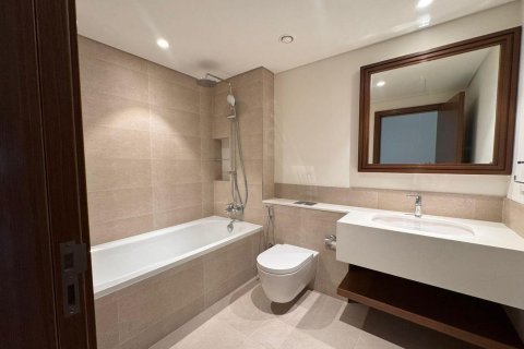 Apartment de 3 dormitorios en EMAAR Beachfront, UAE No. 90758 5