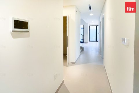 Villa de 4 dormitorios en Dubai, UAE No. 100293 5