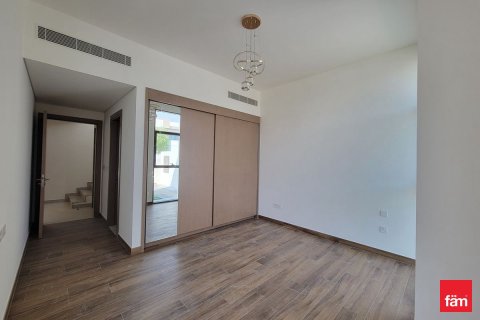 4 غرف نوم فيلا  رقم 104643 30