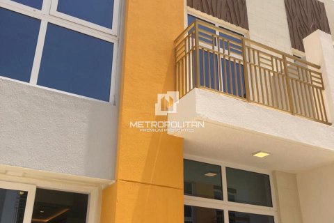 Таунхаус с 3 спальнями в DAMAC Hills (Akoya by DAMAC), ОАЭ №78975 1