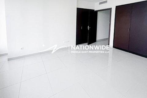 2 bedrooms Apartment in Abu Dhabi, UAE No. 105045 4