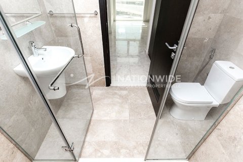 Apartment de 2 dormitorios en Abu Dhabi, UAE No. 105040 9