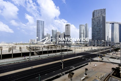 Apartment de 1 dormitorio en Abu Dhabi, UAE No. 105041 1