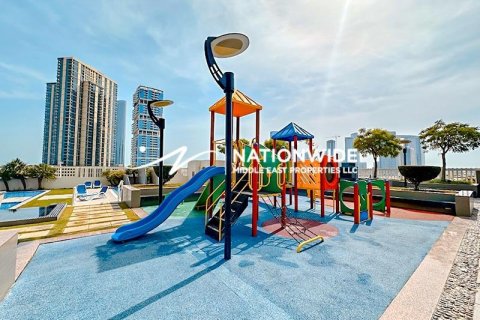 Apartment de 2 dormitorios en Abu Dhabi, UAE No. 105042 12