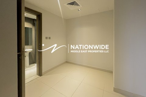 Apartment de 3 dormitorios en Abu Dhabi, UAE No. 105043 9