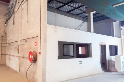 2880m² Warehouse in Al Quoz, UAE No. 47601 5