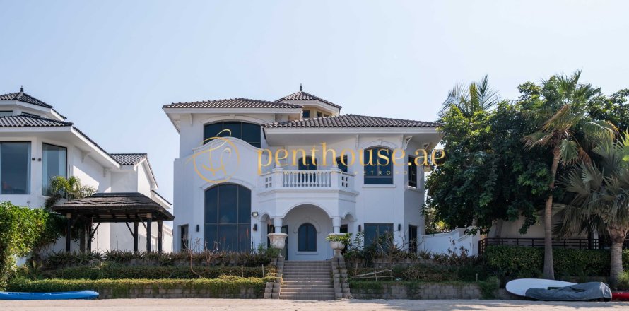 Villa de 4 dormitorios en Garden Homes, UAE No. 77960