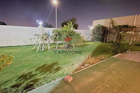4 bedrooms Villa in Al Jimi, UAE No. 86234 7