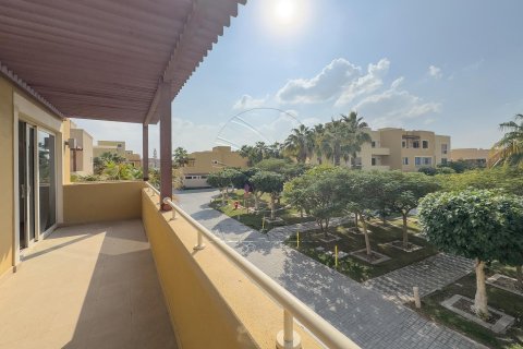 Вилла с 5 спальнями в Al Raha Gardens, ОАЭ №91105 11