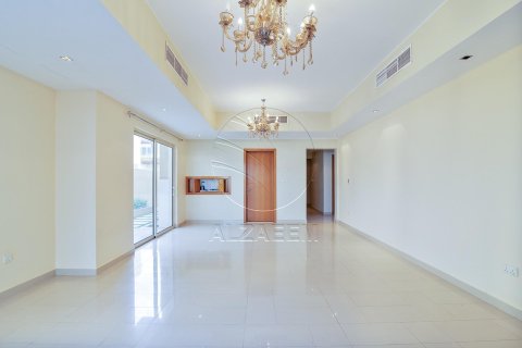 Вилла с 5 спальнями в Al Raha Gardens, ОАЭ №91105 9
