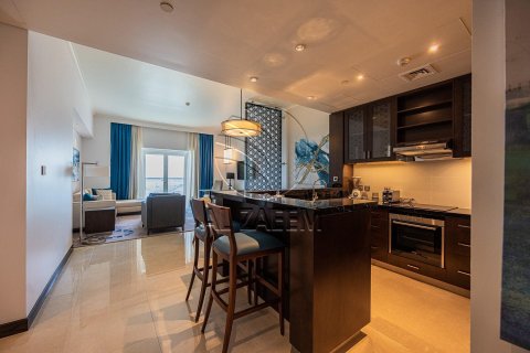 Apartment de 2 dormitorios en The Marina, UAE No. 91118 12