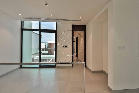 Villa de 3 chambres à Abu Dhabi, UAE No. 91115 10